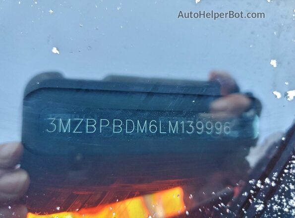 3MZBPBDM6LM139996 2020 MAZDA 3 Gray Շարժիչի բաժամունքի տեսք