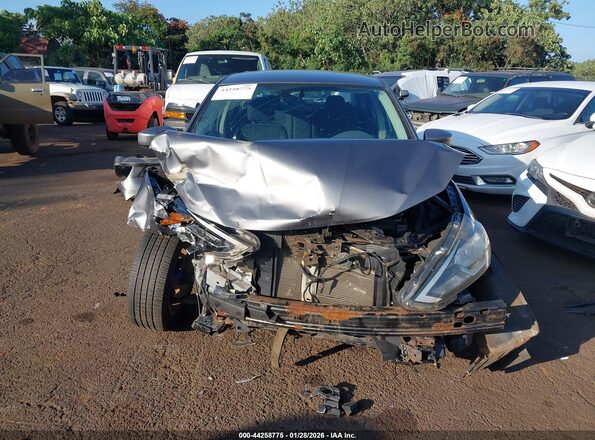 3N1AB7AP2KL611448 2019 NISSAN SENTRA Gray Vista interior trasera