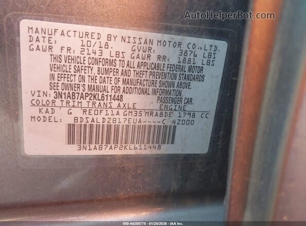3N1AB7AP2KL611448 2019 NISSAN SENTRA Gray Vista del compartimento del motor