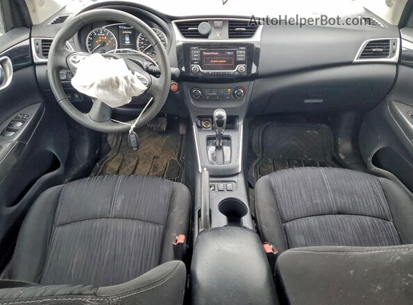 3N1AB7AP5HY375261 2017 NISSAN SENTRA Gray Առջևի վահանակի տեսք