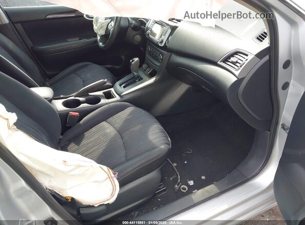 3N1AB7APXGY281858 2016 NISSAN SENTRA Silver Вид салону спереду