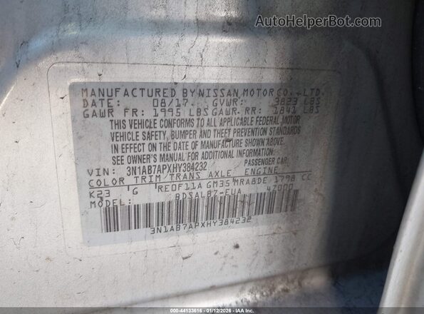 3N1AB7APXHY384232 2017 NISSAN SENTRA Silver Vista del compartimento del motor