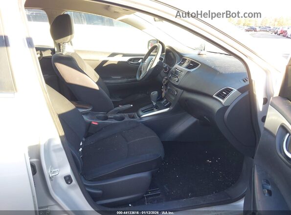 3N1AB7APXHY384232 2017 NISSAN SENTRA Silver Vista interior delantera