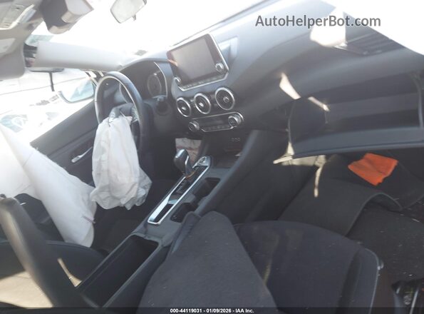 3N1AB8CV6MY323407 2021 NISSAN SENTRA Silver Widok wnętrza z przodu