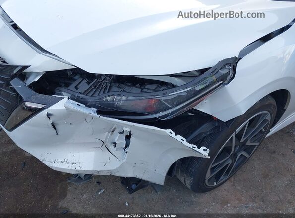 3N1AB8DV2SY369764 2025 NISSAN SENTRA White 