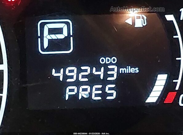 3N1CE2CP1HL379238 2017 NISSAN VERSA NOTE Silver 
