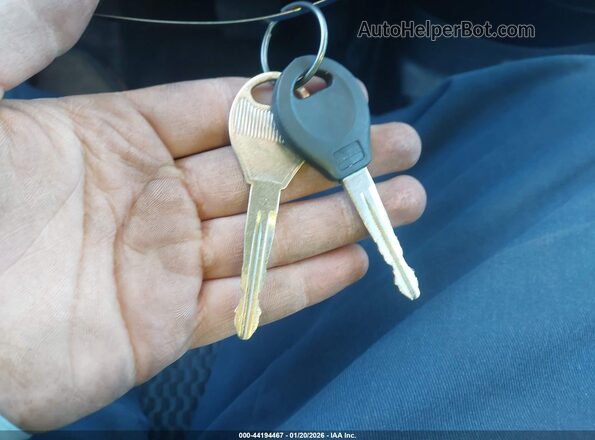 3N1CE2CP5JL352940 2018 NISSAN VERSA NOTE Серебряный Вид панели приборов