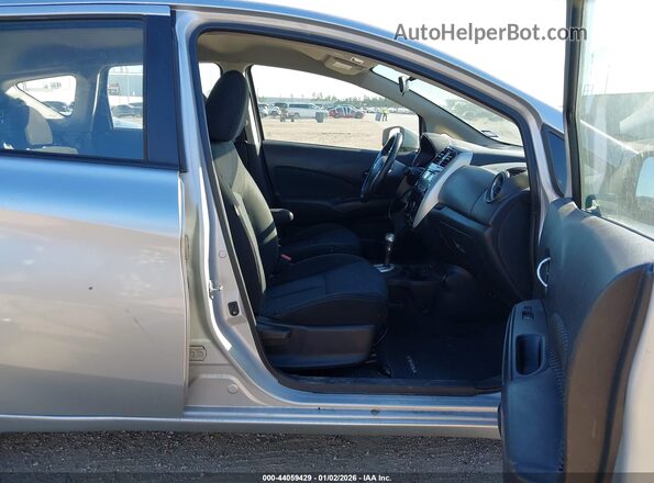 3N1CE2CP5JL366854 2018 NISSAN VERSA NOTE Silver 
