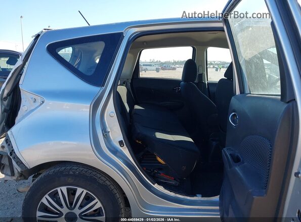 3N1CE2CP5JL366854 2018 NISSAN VERSA NOTE Silver 