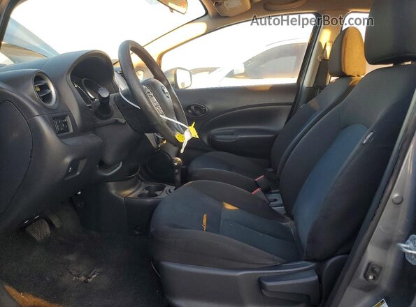 3N1CE2CPXGL396781 2016 NISSAN VERSA Gray Widok wnętrza z przodu