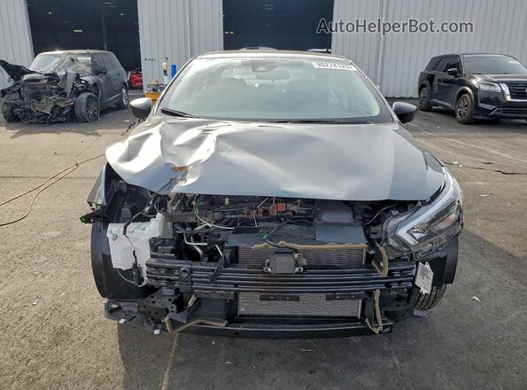 3N1CN8DV8SL868596 2025 NISSAN VERSA Gray Widok z przodu