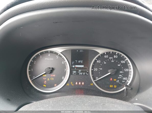 3N1CP5BV1RL494550 2024 NISSAN KICKS Gray Rear seats view