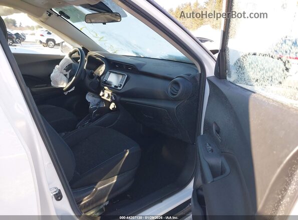 3N1CP5BV2NL503752 2022 NISSAN KICKS White Вид салону спереду