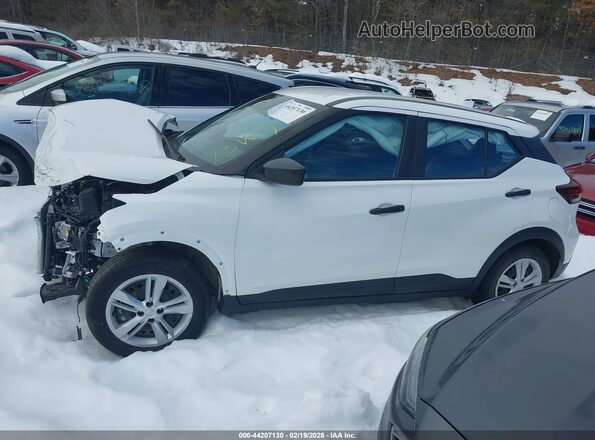 3N1CP5BV2NL503752 2022 NISSAN KICKS White Вид задньої частини салону