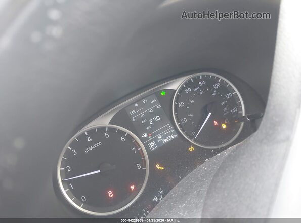 3N1CP5BV5PL565858 2023 NISSAN KICKS Gray Widok tylnych siedzeń
