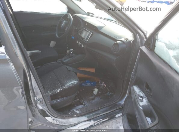 3N1CP5BV5PL565858 2023 NISSAN KICKS Gray Widok wnętrza z przodu
