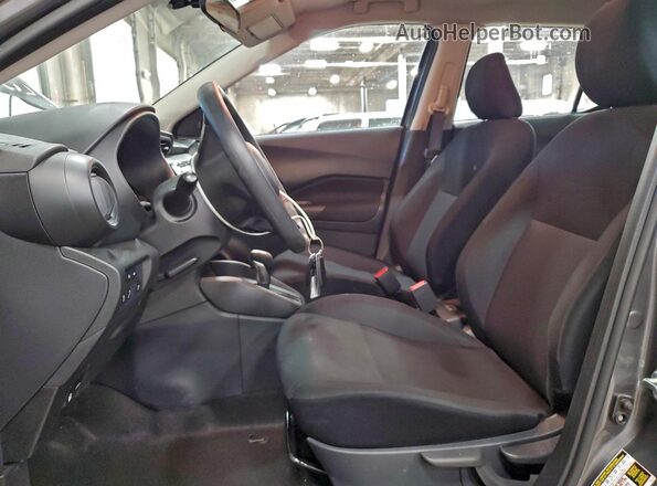 3N1CP5BV5RL549856 2024 NISSAN KICKS Серый Вид салона спереди
