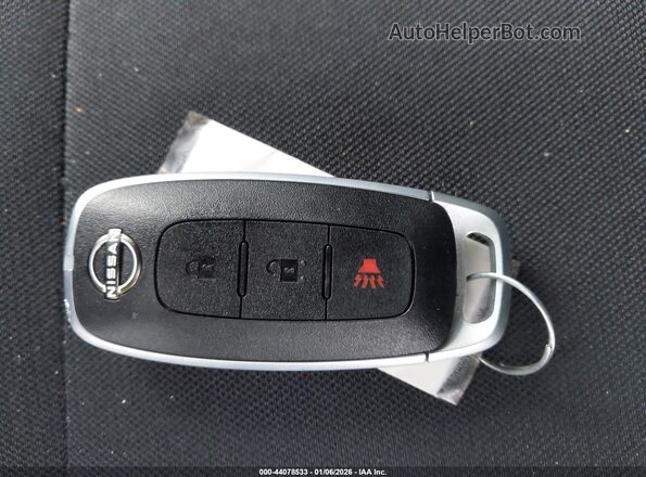 3N1CP5BVXSL492897 2025 NISSAN KICKS PLAY Серый Вид панели приборов