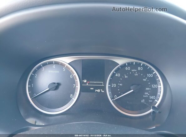 3N1CP5BVXSL500738 2025 NISSAN KICKS PLAY White Հետևի նստատեղերի տեսք