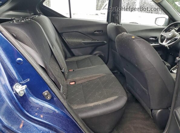 3N1CP5CU7JL511099 2018 NISSAN KICKS Синий Вид задней части салона
