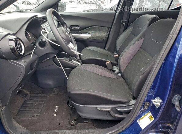 3N1CP5CU7JL511099 2018 NISSAN KICKS Синий Вид салона спереди