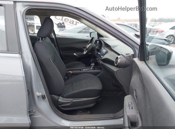 3N1CP5CV5NL523346 2022 NISSAN KICKS Gray Widok wnętrza z przodu