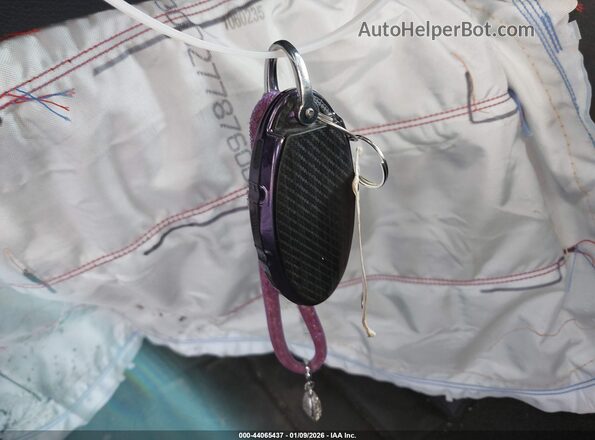3N1CP5CVXNL516490 2022 NISSAN KICKS Red Vista del salpicadero