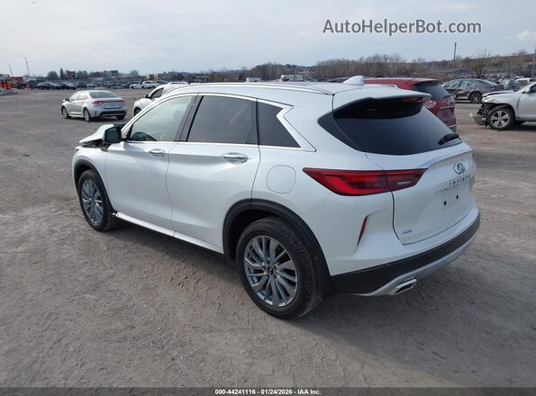 3PCAJ5BB8RF108569 2024 INFINITI QX50 White 
