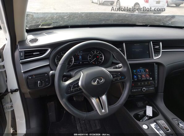 3PCAJ5BB8RF108569 2024 INFINITI QX50 White 