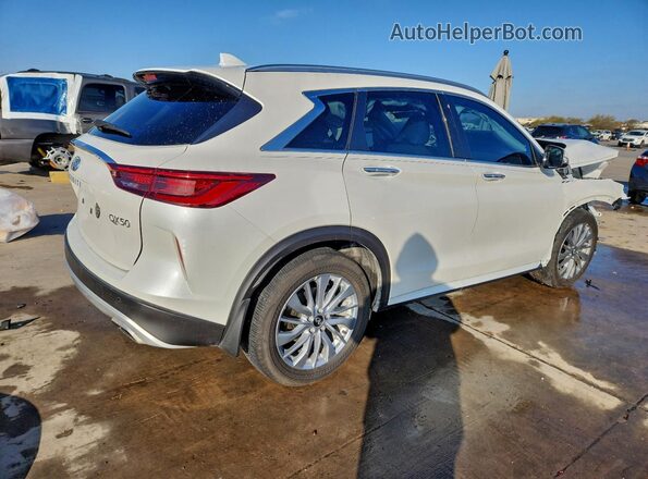 3PCAJ5BBXSF107980 2025 INFINITI QX50 White Trasero derecho