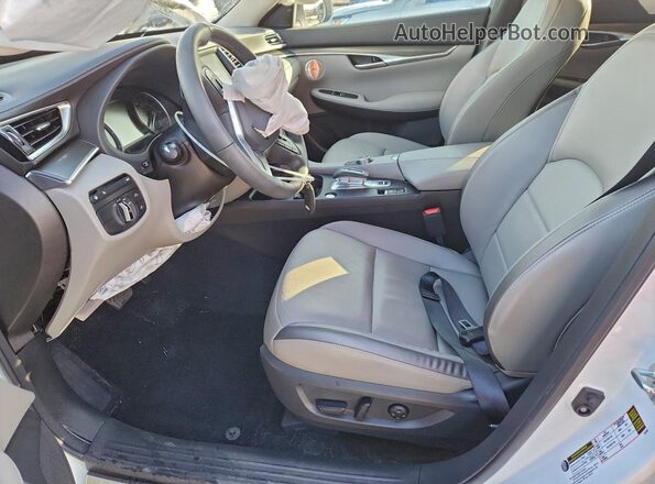 3PCAJ5BBXSF107980 2025 INFINITI QX50 White Vista interior delantera