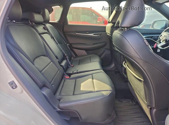 3PCAJ5FB0PF108282 2023 INFINITI QX50 White Vista de los asientos traseros