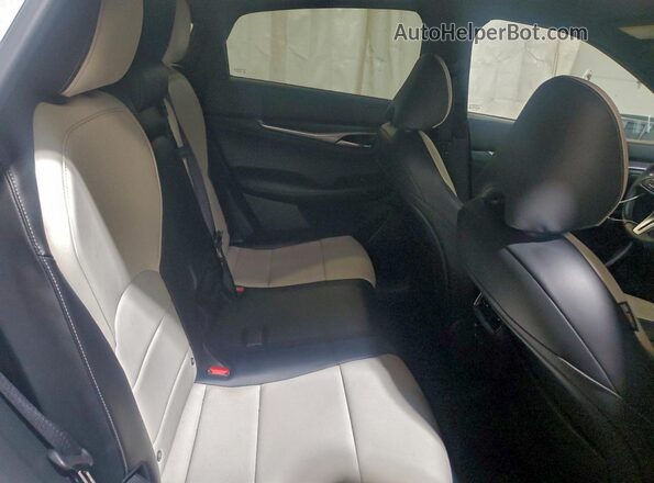 3PCAJ5J37NF114187 2022 INFINITI QX55 White Vista interior trasera
