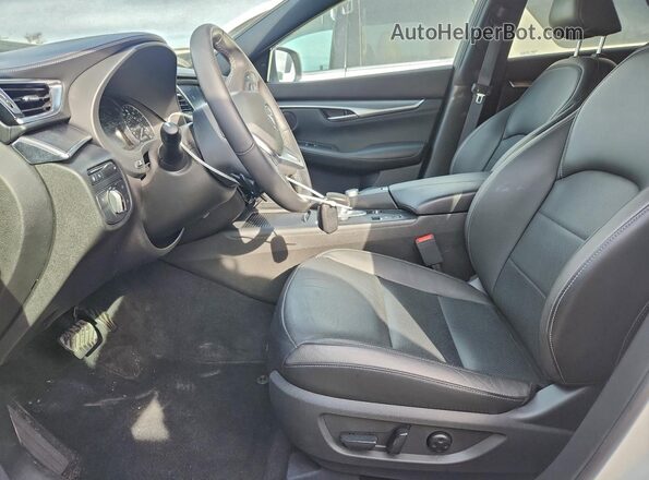 3PCAJ5JR6PF105228 2023 INFINITI QX55 White Вид салону спереду