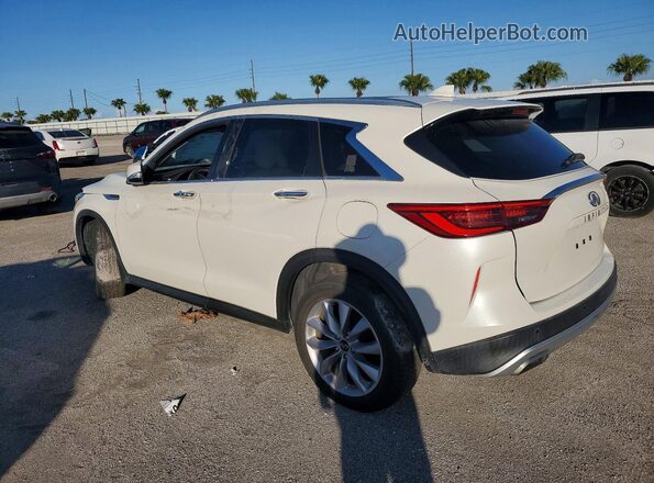 3PCAJ5M13LF109821 2020 INFINITI QX50 White Rear right