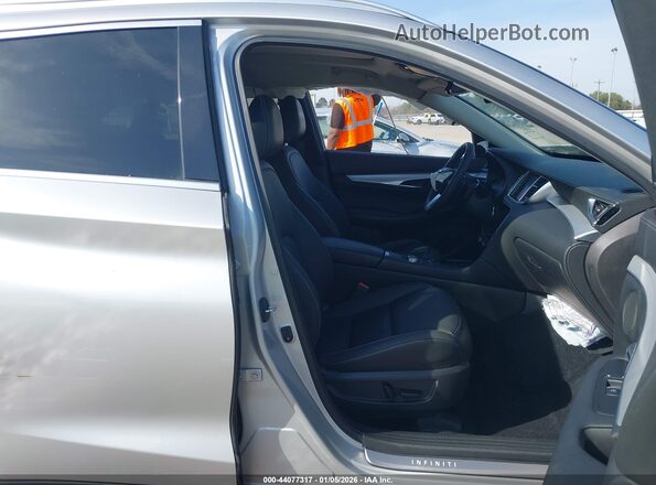 3PCAJ5M15LF110548 2020 INFINITI QX50 Silver Vista interior delantera