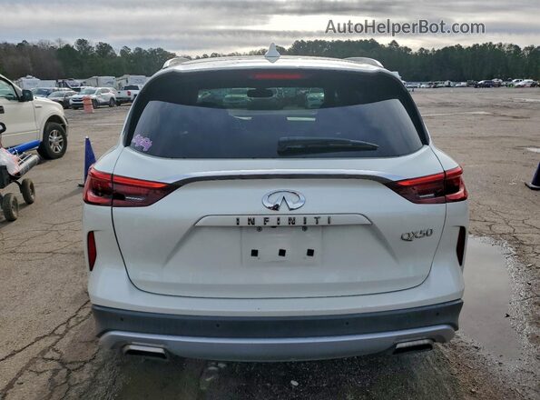 3PCAJ5M18LF109071 2020 INFINITI QX50 White 