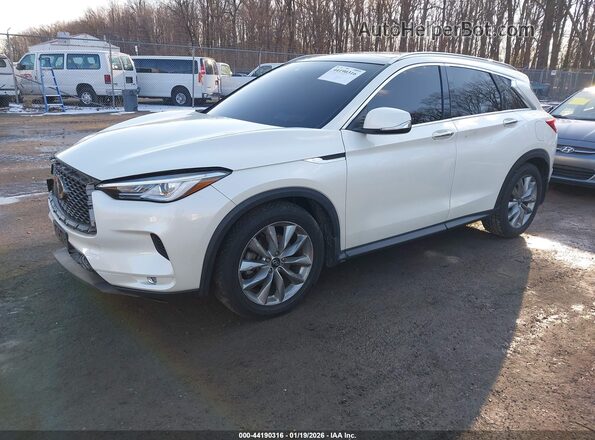 3PCAJ5M33LF113711 2020 INFINITI QX50 White 