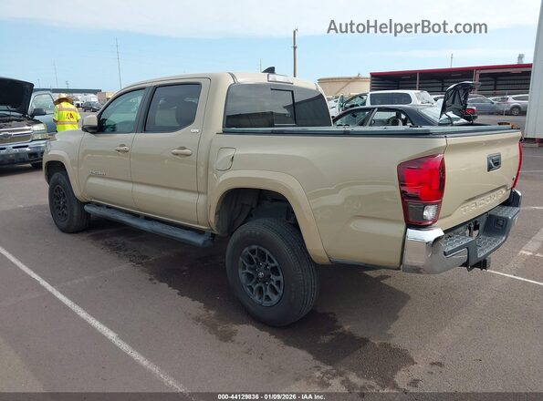 3TMAZ5CN5KM093399 2019 TOYOTA TACOMA Beige Trasero izquierdo