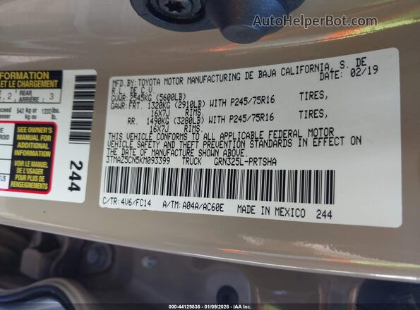3TMAZ5CN5KM093399 2019 TOYOTA TACOMA Beige Vista del compartimento del motor