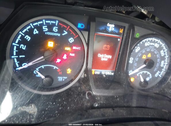 3TMBZ5DN8NM033799 2022 TOYOTA TACOMA Gray Vista de los asientos traseros