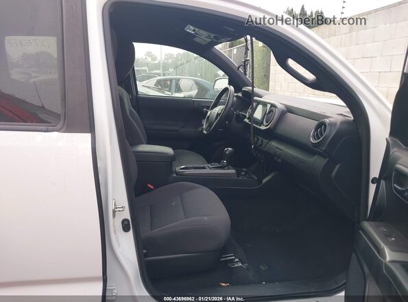 3TMCZ5AN9KM224913 2019 TOYOTA TACOMA White Vista interior delantera