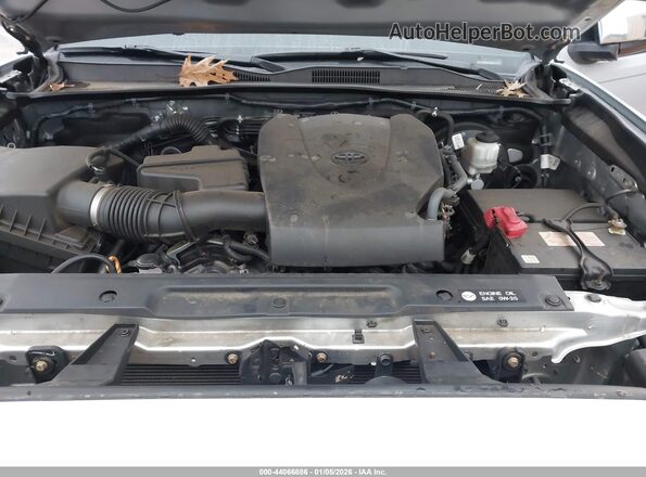 3TMGZ5AN6JM155453 2018 TOYOTA LIMITED Silver 