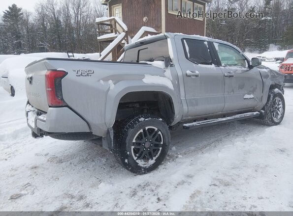 3TMLB5JN5SM168960 2025 TOYOTA TACOMA Серебряный Задняя правая четверть