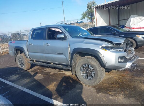 3TYCZ5AN1PT160992 2023 TOYOTA TACOMA Gray უკანა სალონის ხედი