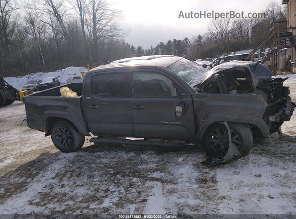 3TYCZ5AN9PT174803 2023 TOYOTA TACOMA Gray Vista interior trasera