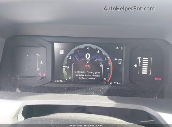 3TYJDAHN7ST026758 2025 TOYOTA TACOMA White Vista de los asientos traseros