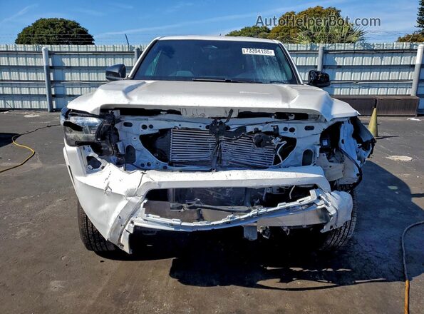 3TYJDAHN8RT010546 2024 TOYOTA TACOMA Белый Вид спереди