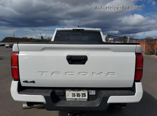 3TYLB5JN4ST091406 2025 TOYOTA LE Белый Вид сзади