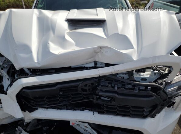 3TYLB5JN4ST091406 2025 TOYOTA LE Белый Вид задней части салона